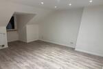 Dachgeschoßwohnung Duisburg Rheinhausen - 4.5 Zimmer, 90 m&sup2;, 900&euro; | Angebot:25142369