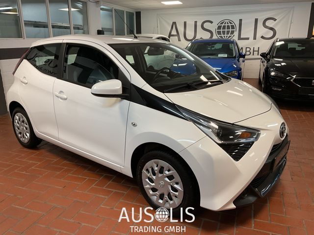 Toyota Aygo (X) 51.000 km 11.590 &euro; Wülfrath 42489