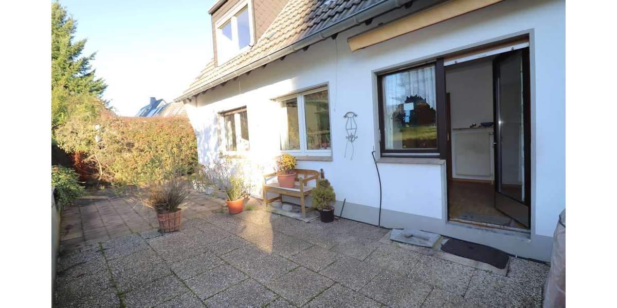 Einfamilienhaus Essen Stadtbezirk VIII - 8 Zimmer, 155 m&sup2;, 639.000&euro; | Angebot:25641970