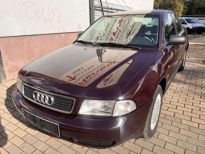 Audi A4 136.000 km 3.499 € Essen 45326
