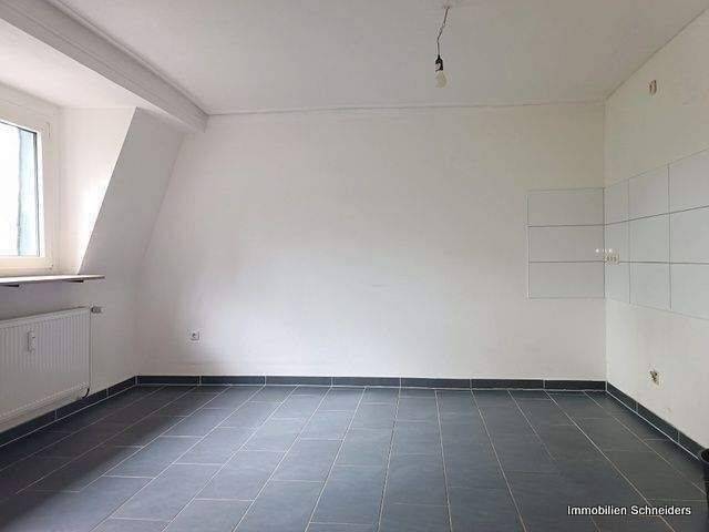 Etagenwohnung Duisburg Obermarxloh - 2 Zimmer, 50 m&sup2;, 400&euro; | Angebot:26909175