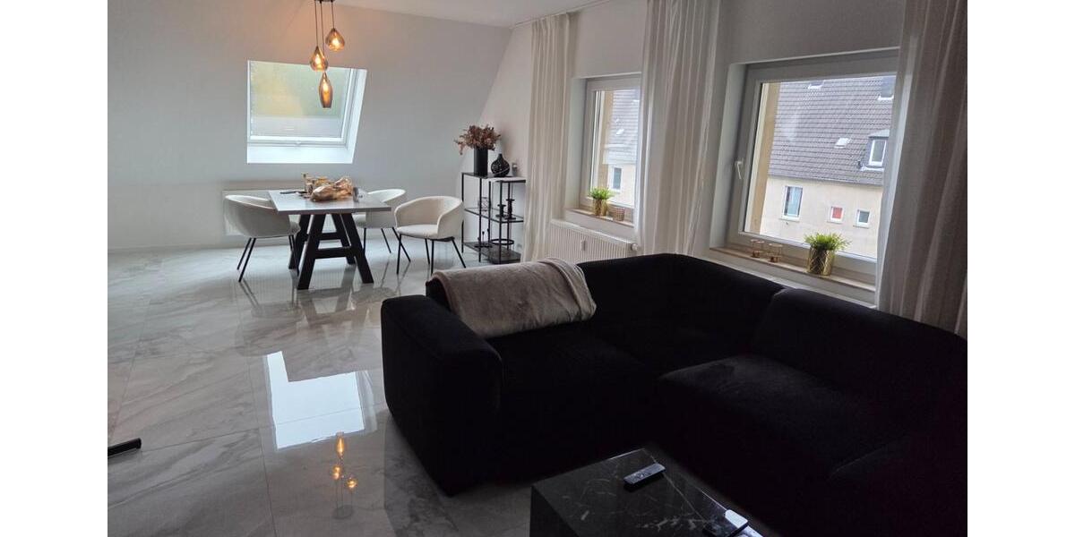 Dachgeschoßwohnung Gladbeck Brauck - 3.5 Zimmer, 930 m&sup2;, 930&euro; | Angebot:25838689