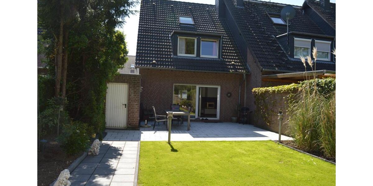 Charmantes Reihenendhaus in Duisburg-Bergheim 4 zimmer