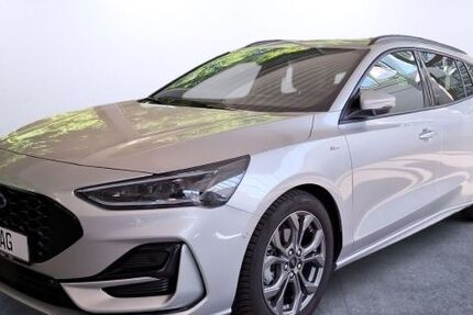 Ford Focus 22.320 km 27.880 &euro; Recklinghausen 45659