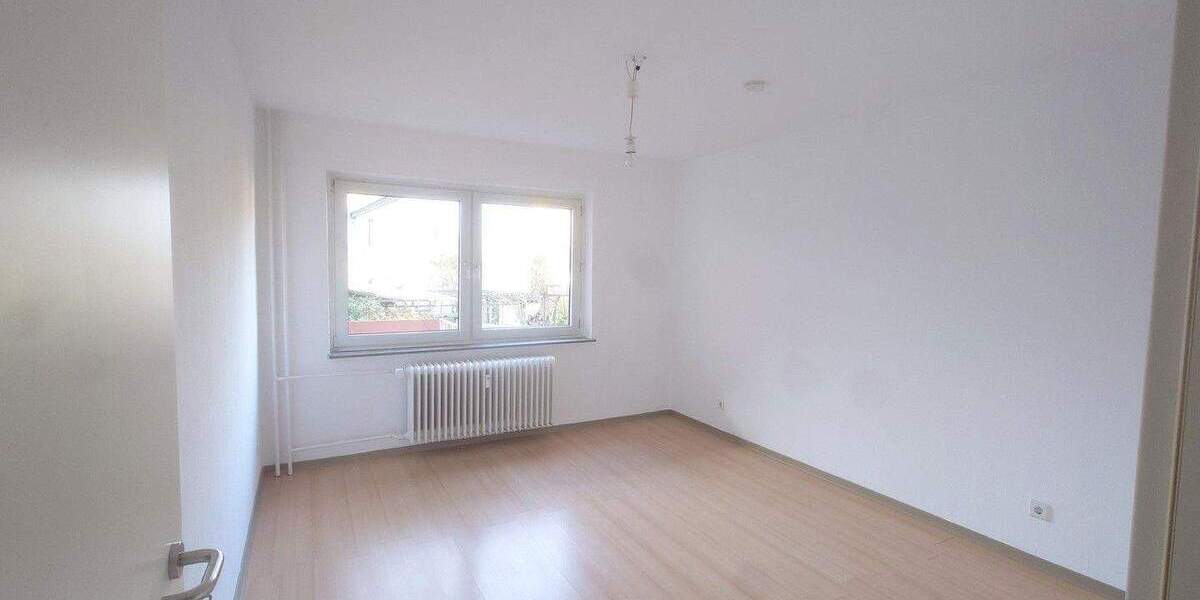 Lichtdurchflutete 3-Zimmerwohnung in unmittelbarer Uninähe mit Sonnenbalkon 3 zimmer