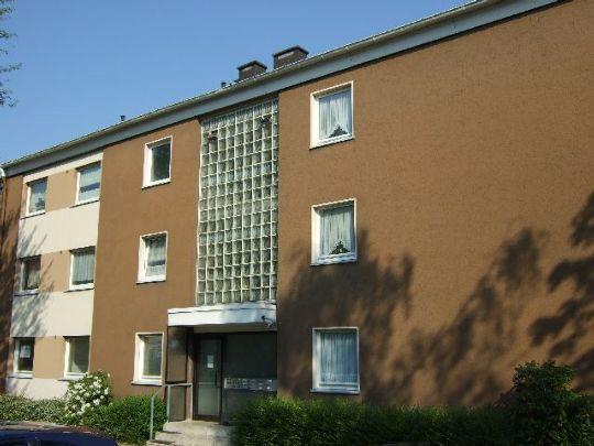 Burgaltendorf: Helle 2-Zimmer-Wohnung mit Balkon, renoviert 2 zimmer