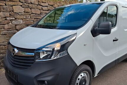 Opel Vivaro 90.000 km 14.450 &euro; Mülheim an der Ruhr 45481
