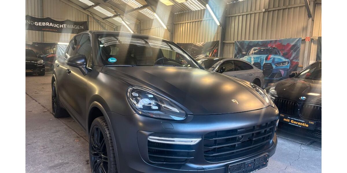 Porsche Cayenne 142.000 km 23.950 &euro; Essen 45139