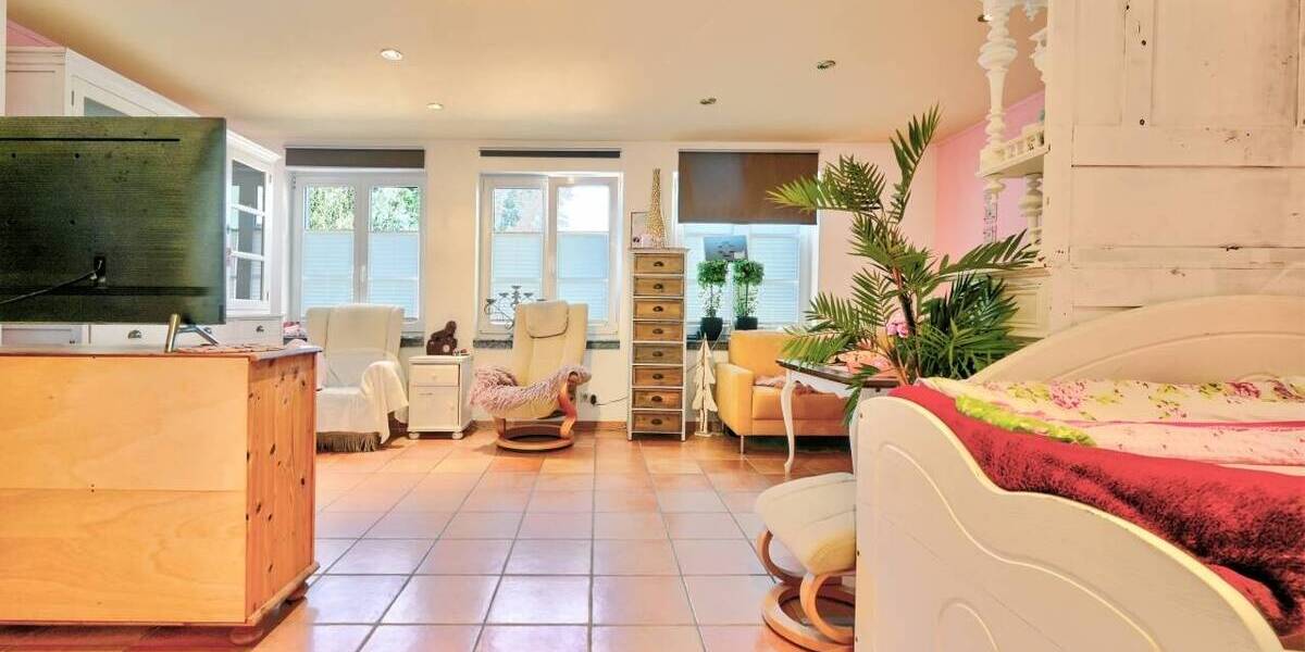 Mehrfamilienhaus, Wohnhaus Essen Frintrop - 5 Zimmer, 160 m&sup2;, 469.000&euro; | Angebot:26487013