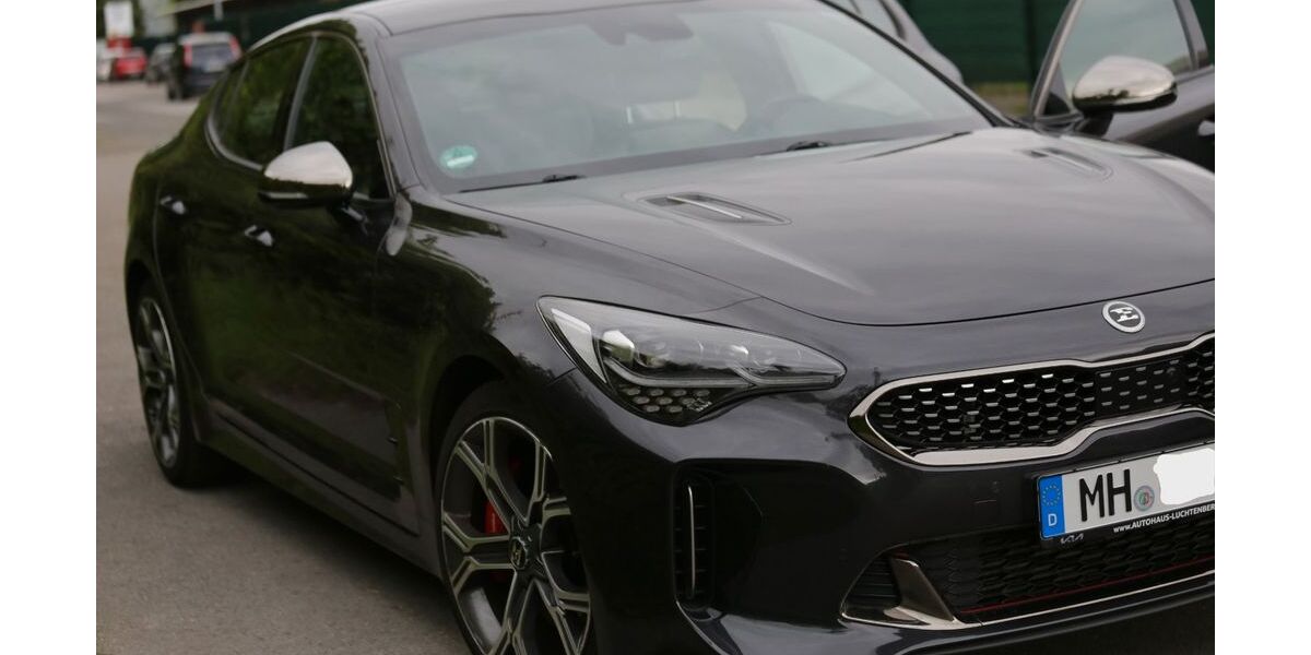Kia Stinger 96.240 km 25.875 &euro; Mülheim 45481