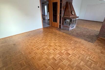 4,5-Zimmer Wohnung, Hochparterre in Wattenscheid- Eppendorf 4 zimmer