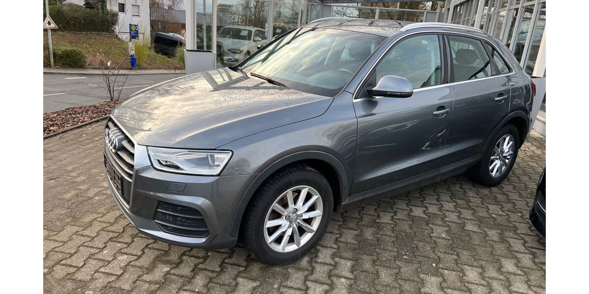 Audi Q3 81.000 km 15.980 &euro; Essen 45219
