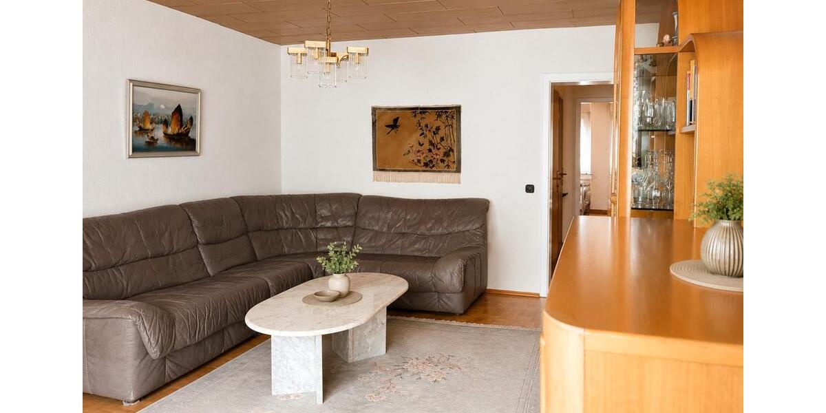 Etagenwohnung Essen Stadtbezirk III - 5 Zimmer, 103 m&sup2;, 225.000&euro; | Angebot:27457200