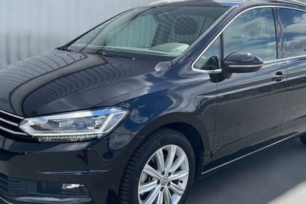 VW Touran 153.500 km 17.500 &euro; Essen 45309