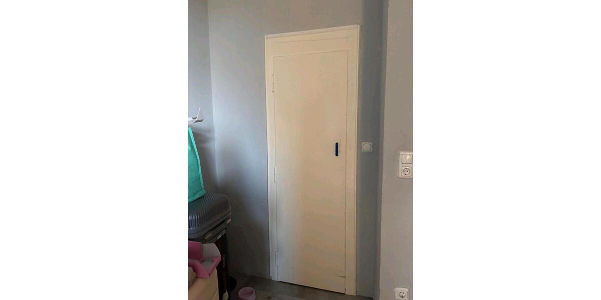 Etagenwohnung Duisburg Mittelmeiderich - 3 Zimmer, 85 m&sup2;, 820&euro; | Angebot:25838651