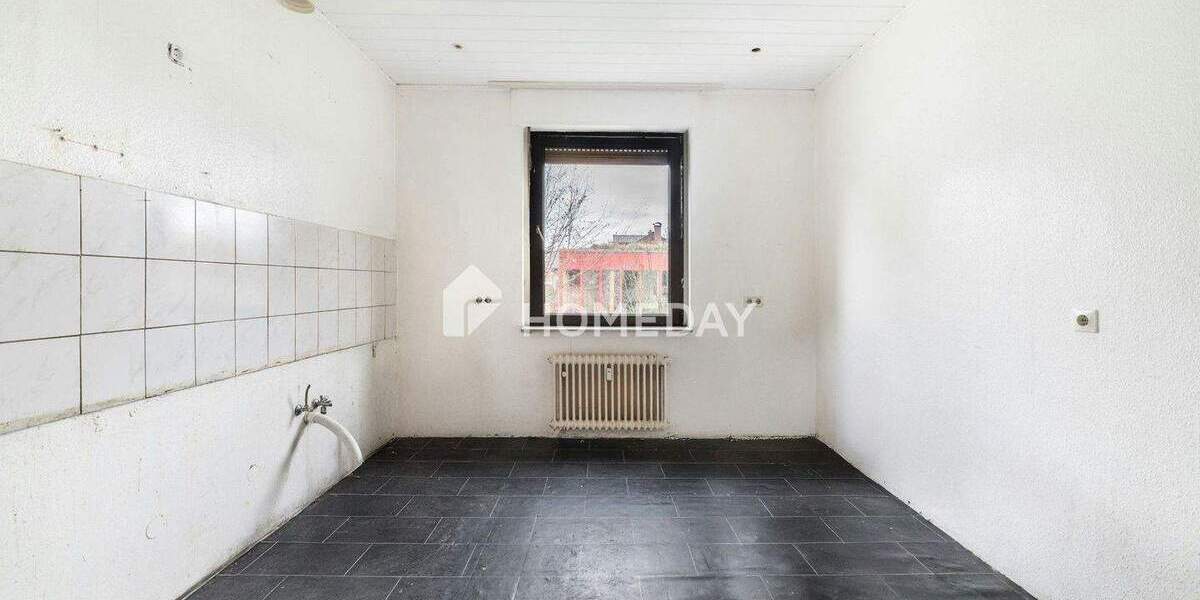 Großzügige 4-Zimmer-Etagenwohnung mit Potenzial - 102 m² Wohnfläche in ruhiger Lage 4 zimmer