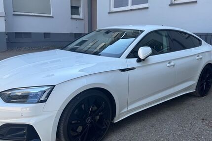 Audi A5 138.000 km 24.100 &euro; Duisburg 47057