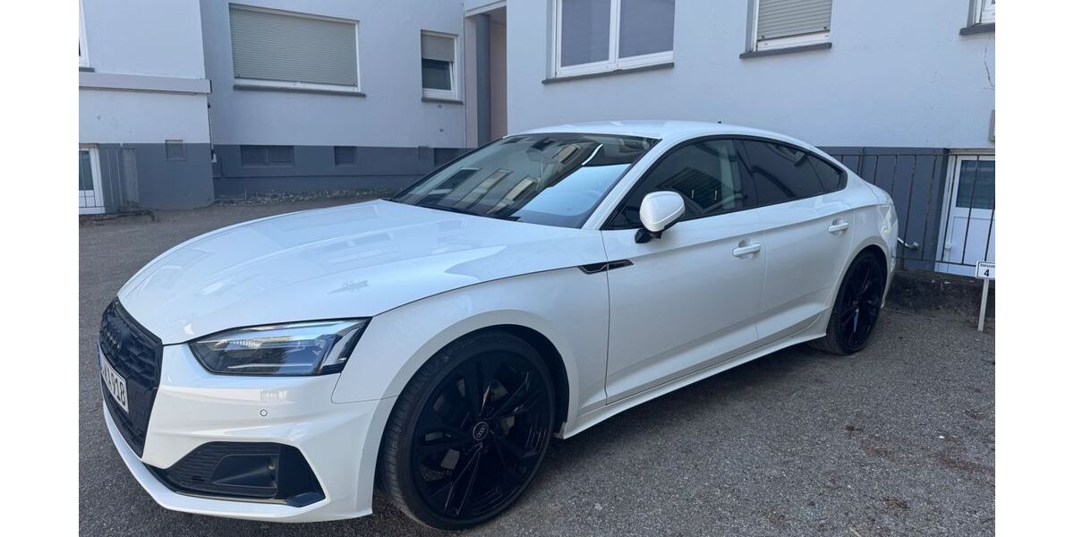Audi A5 138.000 km 24.100 &euro; Duisburg 47057