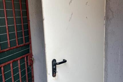 Lager ca 30qm Groß mit Wasser und Strom zimmer