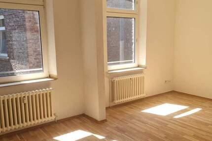 Gepflegte 2-Zimmer-Wohnung im 2.Obergeschoss zu vermieten! 1 Nettokaltmiete frei (2. Monat) 2 zimmer