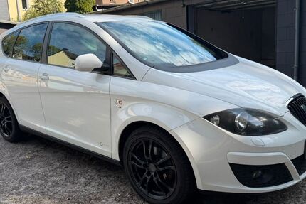Seat Altea 89.000 km 4.999 &euro; Bochum 44793