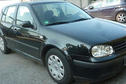 VW Golf 200.000 km 950 &euro; Bottrop 46238