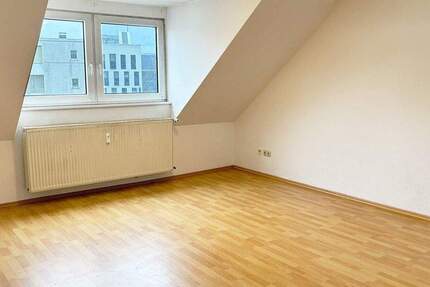 Wohnung Essen Stadtkern - 4 Zimmer, 95 m&sup2;, 890&euro; | Angebot:25773897