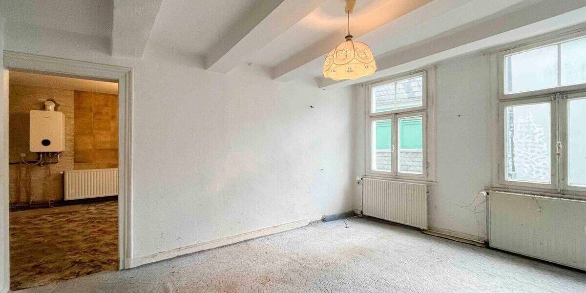 Einfamilienhaus Solingen Gräfrath - 6 Zimmer, 160.000&euro; | Angebot:26876045