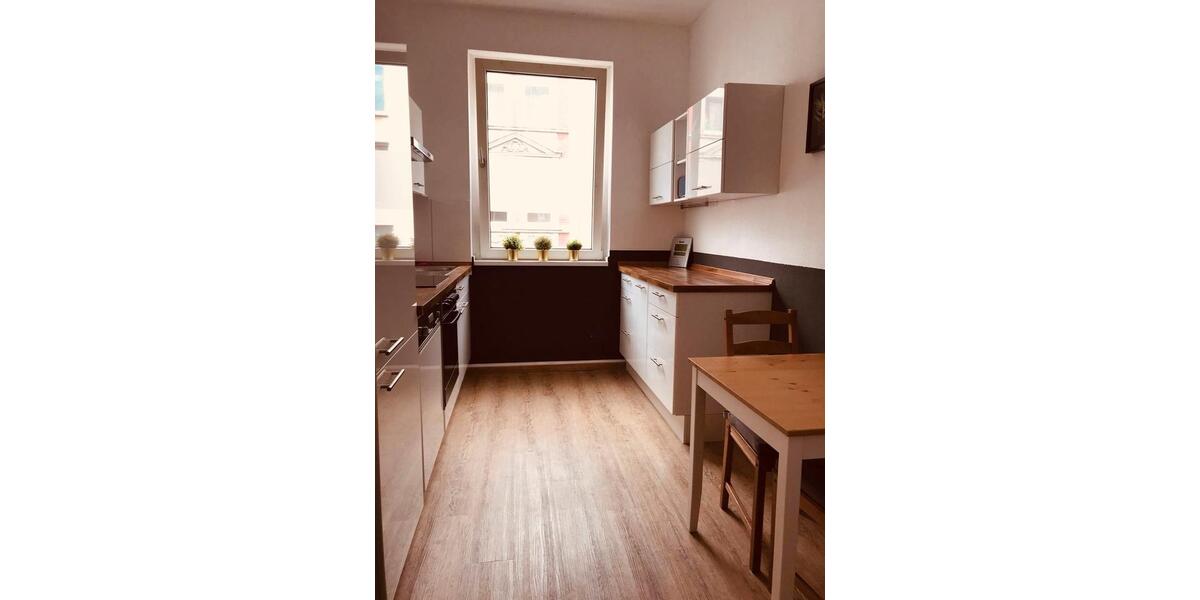 Etagenwohnung Essen Stadtkern - 1 Zimmer, 34 m&sup2;, 900&euro; | Angebot:24480082