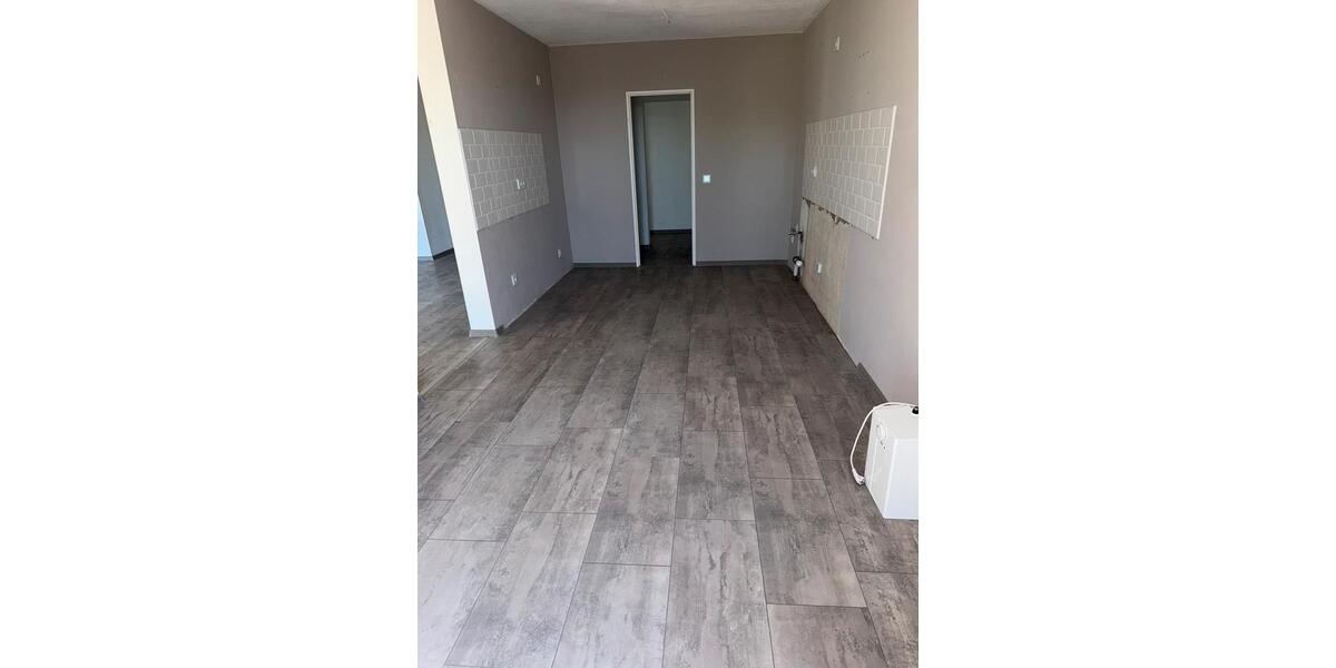 Etagenwohnung Wuppertal Dönberg - 2 Zimmer, 67 m&sup2;, 592&euro; | Angebot:26444523