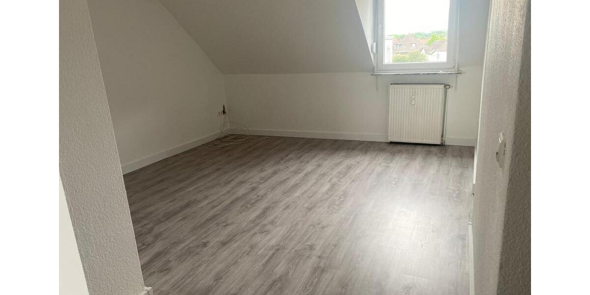 Ansprechende 2-Zimmer-Dachgeschosswohnung in Duisburg Homberg 2 zimmer