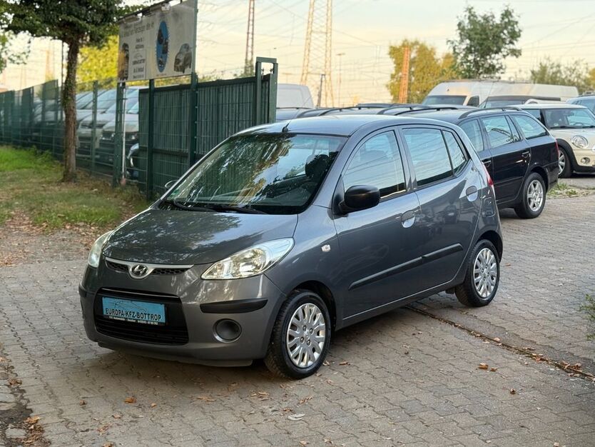 Hyundai i10 120.000 km 2.999 € Bottrop 46238