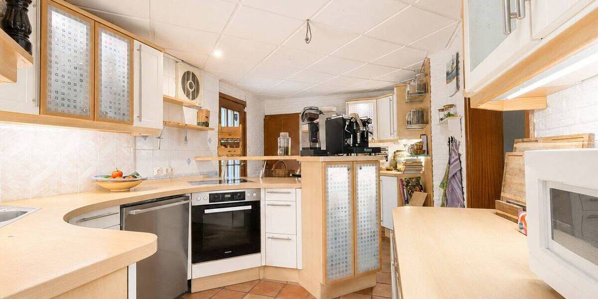 Mehrfamilienhaus, Wohnhaus Duisburg / Mündelheim Mündelheim - 9 Zimmer, 320 m&sup2;, 899.000&euro; | Angebot:26891341