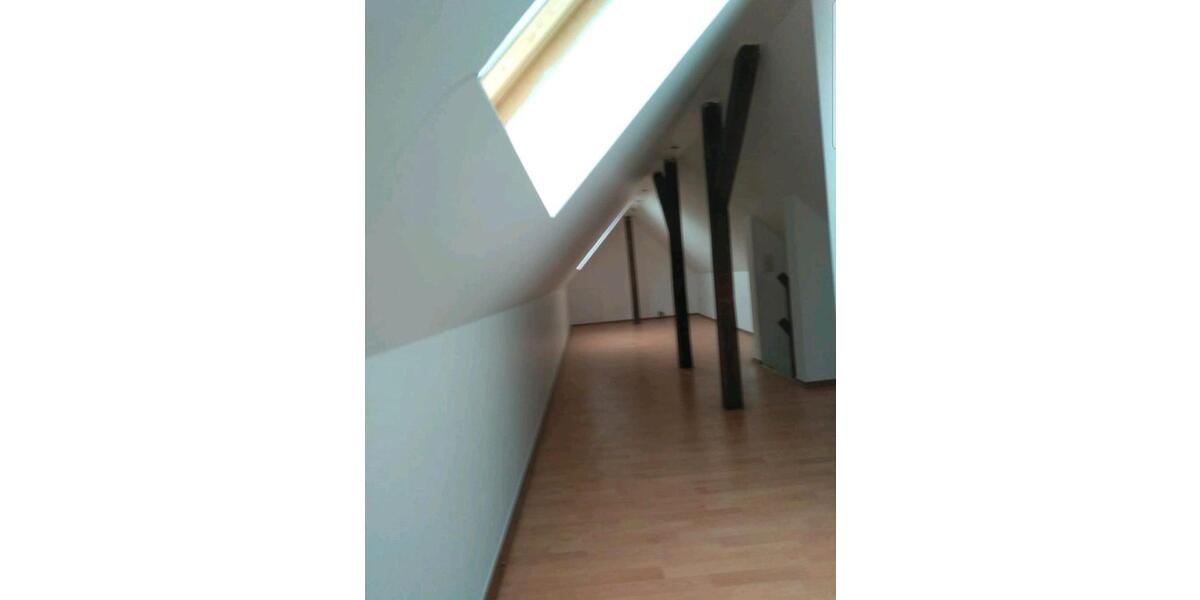 Etagenwohnung Duisburg Ruhrort - 3 Zimmer, 90 m&sup2;, 135.000&euro; | Angebot:26915511