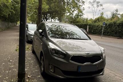 Kia Carens 146.000 km 5.850 &euro; Essen 45326