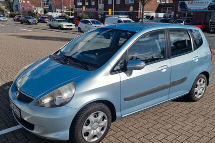 Honda Jazz 174.000 km 3.299 &euro; Dinslaken 46537