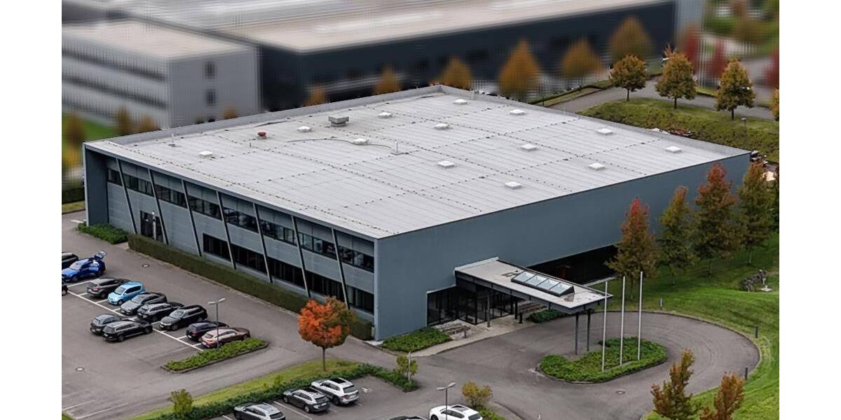 Exklusive Gewerbeimmobilie (Bj. 2011) mit 3.133 m² Hallen- und Bürofläche in TOP-Lage! zimmer