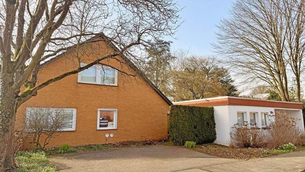 Einfamilienhaus Moers Utfort - 5 Zimmer, 203 m&sup2;, 379.000&euro; | Angebot:25684460