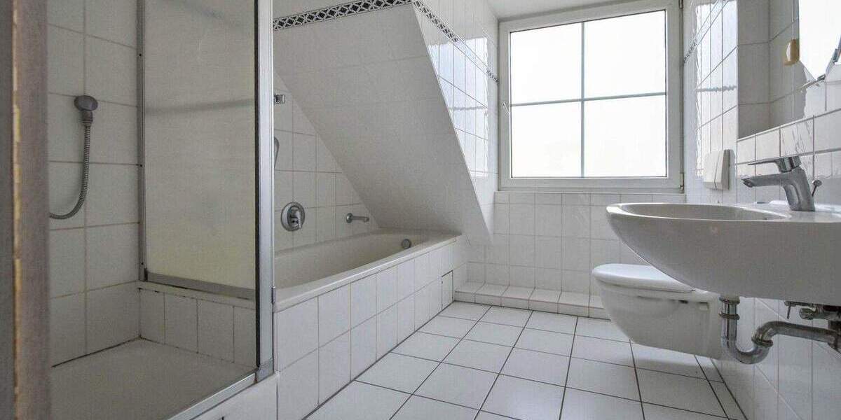 Doppelhaushälfte Duisburg / Huckingen Huckingen - 6 Zimmer, 150 m&sup2;, 579.000&euro; | Angebot:25695781