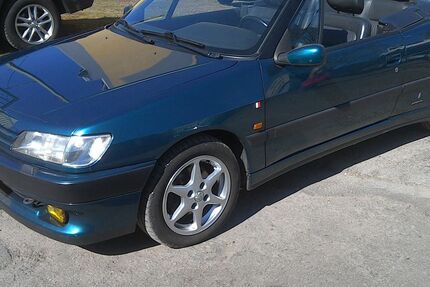 Peugeot 306 112.000 km 4.700 &euro; Mülheim-Speldorf 45478