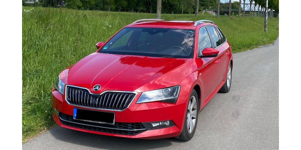 Skoda Superb 102.000 km 22.500 &euro; Castrop-Rauxel 44581