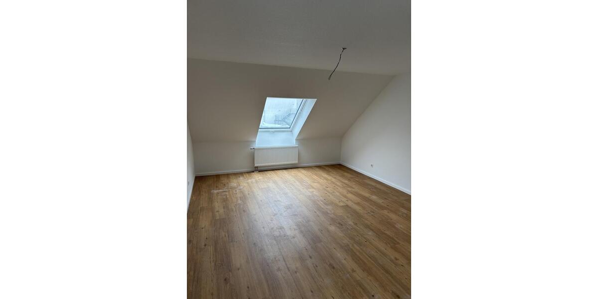 Etagenwohnung Duisburg Walsum - 4 Zimmer, 116 m&sup2;, 1.454&euro; | Angebot:26343774