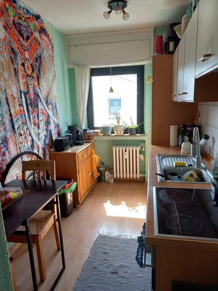 Provisionsfrei* Mehrfamilienhaus mit 4 Garagen in guter Lage 14 zimmer