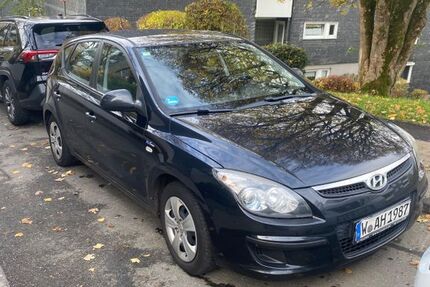 Hyundai i30 115.000 km 2.700 &euro; Wuppertal 42119