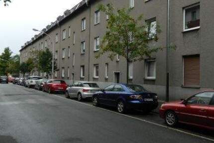 Kleine, gemütliche und teilsanierte 2-Zimmer-Wohnung in Duisburg-Neudorf