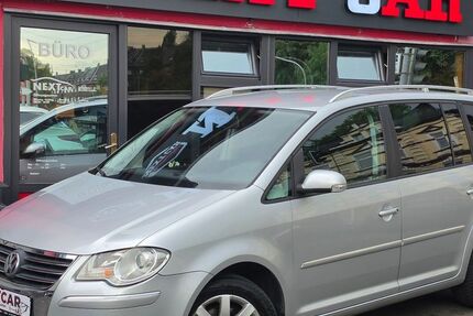 VW Touran 198.000 km 3.999 &euro; Mülheim an der Ruhr 45476