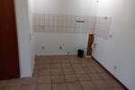 Helles Appartment, ca. 43m², große Fensterfront, 1.OG