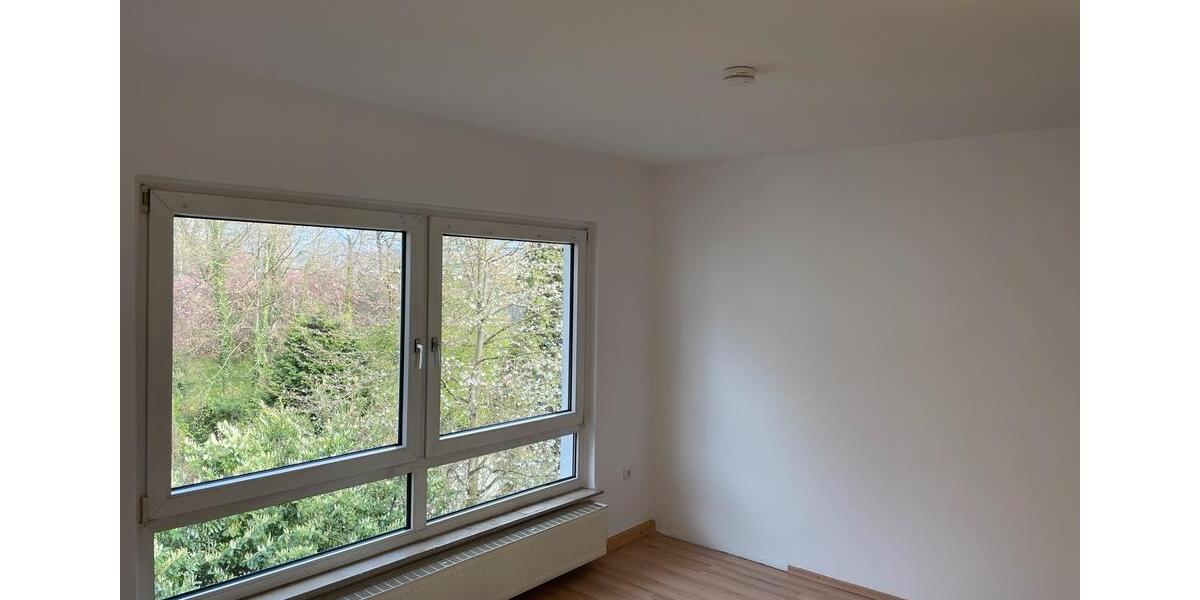 Etagenwohnung Wuppertal Lichtenplatz - 2.5 Zimmer, 64 m&sup2;, 500&euro; | Angebot:26387855