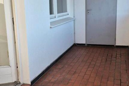 2 R, 64 qm, Balkon, 6. Etage, Fahrstuhl 2 zimmer