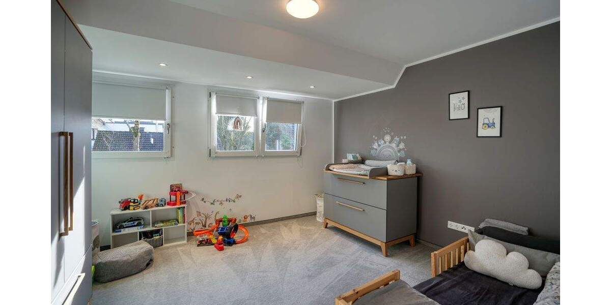 Doppelhaushälfte Bochum Stiepel - 7 Zimmer, 234 m&sup2;, 850.000&euro; | Angebot:25687051